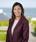 Buzo, Amanda M.