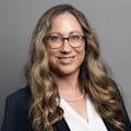Peschel, Julie